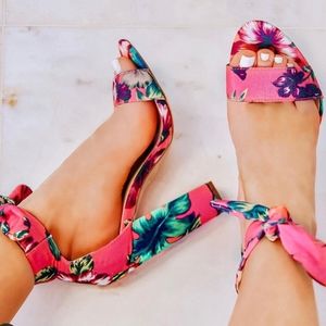 Floral Pink Heels US 8.5